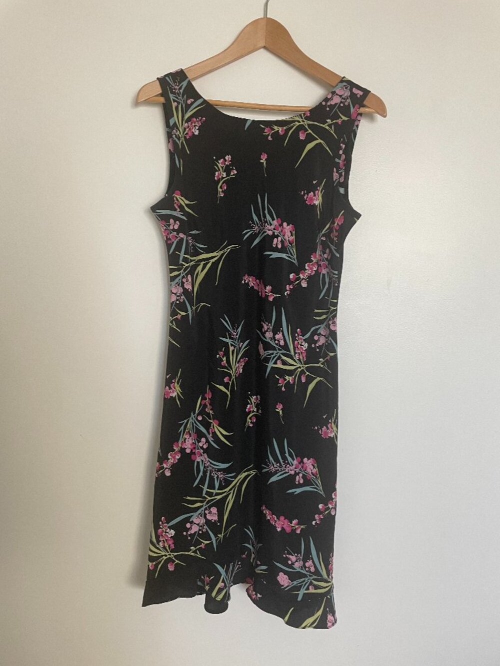 Jessica Floral Sleeveless Midi Dress Black Ruffles Vintage